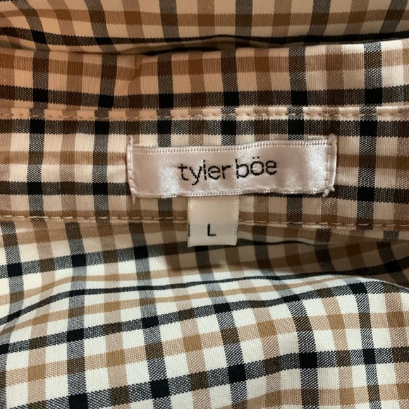 Tyler Boe Button Up Top - Picture 2 of 4